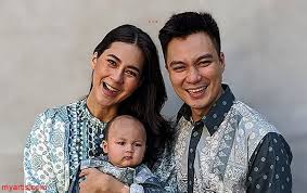 Pelakon indonesia, baim wong mengakui berdepan kesukaran untuk melunaskan keinginan isterinya, paula verhoeven yang mengidam buah sukun. Artis Malaysia Baim Wong Isteri Bakal Timang Anak Facebook