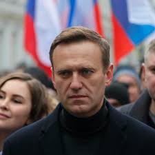 Alexei navalny likely expected to be arrested upon his return to russia, making his decision to fly back home an extremely courageous move. Alexei Navalny Suspected Poisoning Why Opposition Figure Stands Out In Russian Politics