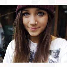 Nose Piercing Girl With Brown Hair Beauty Brown Hair And Hazel Eyes