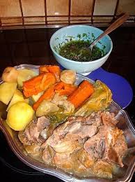 Tete Et Langue De Veau A La Sauce Vinaigrette Recette Plats Mijotes Recettes De Cuisine Tete De Veau Recette