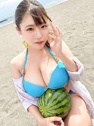 スイカよりも大きなスイカップのデカパイ爆乳ぽっちゃり娘だお♪エロ画像写真集とロング動画(約20分) | エロ画像掲示板(まとめ) EROG-BBS