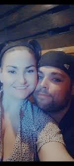 Desiree Carlson's Instagram, Twitter & Facebook