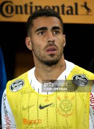 32 photos et images haute résolution de Gabriel Girotto Franco