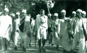 Marcy 12.1930Gandhi launched the "salt march", the second non ...