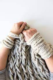 This plush pillow can be made in a day and enjoyed year round. Six Ways To Make Your Arm Knitting Tighter Flax Twine