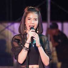 หลังมีดราม่า ลูกทุ่งสาวซุ่มคลอด ให้อดใจรออีก 2 อาทิตย์ อยากรู้ อยากถาม เตรียมตัวเลย 2k8xck Kfr39hm