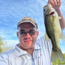 Who does the tours at smith mountain lake I had talked to someone the other  day