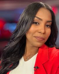 ❤️📝 AHORA MÁS !! 📝❤️. ¿Como can sus fiestas? Como las noticias no paran,  nosotros tampoco. #noticias #trabajo #periodismo #cdn #cdn37 #Diosesbueno  #nevergiveup