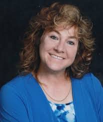 Shirley Doss's Instagram, Twitter & Facebook