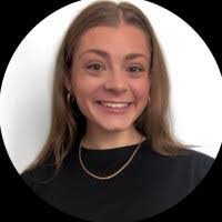 Sara Headley's Instagram, Twitter & Facebook