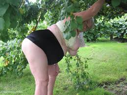 GirdleGoddess – Page 3 – TACAmateurs.com