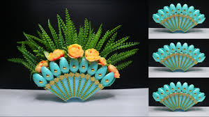 Cara membuat kerajinan tangan dari botol plastik bekas berbentuk lampu hias: Ide Kreatif Vas Bunga Dari Sendok Plastik Bekas Kreasi Barang Bekas Plastic Spoon Flower Vase Youtube