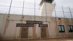 Maybe you would like to learn more about one of these? 77 Inmates At Iowa Prison Given Overdoses Of Covid 19 Vaccine Officials Say Abc News