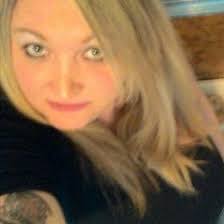 Denise Vick's Instagram, Twitter & Facebook