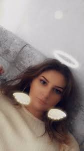 Holly Sayers (@hollysayers_x)