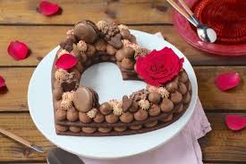Gateau Chiffre Coeur Chocolat Carambars De La St Valentin Anneso Fashioncooking Recette Garnitures Pour Aliments Alimentation Delicieux Desserts