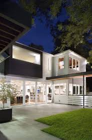 Transparency2 Interconnected Spaces Contemporary Renovation Of Residence 1414 In Austin Texas Houses In Austin Weatherboard House Contemporary House