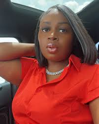 🗣Have you been dreaming of trying different hair colors but scared to try  color