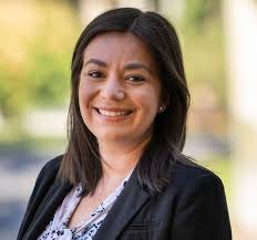 Nadia Kast's Instagram, Twitter & Facebook