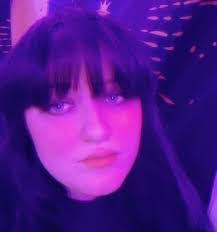 Inge Jones's Instagram, Twitter & Facebook