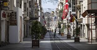 Hafta sonu sokağa çıkma yasağı uygulaması yeniden başlatıldı. Son Dakika Hafta Ici Hafta Sonu Sokaga Cikma Yasagi Kalkacak Mi 20 Yas Alti Ve 65 Yas Ustu Yasagi Ne Zaman Bitiyor Takvim