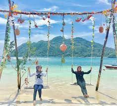 Aceh memiliki otonomi daerah yang diatur sendiri, berbeda dengan. Wisata Banda Aceh Paling Populer Di Kalangan Wisatawan Kapan Ke Sini