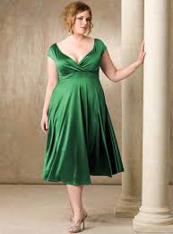 Buyuk Beden Abiye Elbise Modelleri Yesil Saten Midi Genis Yaka Japone Kol Abiyemodelleri Buyukbeden Dugunkiyafetleri Buyukbede Elbise Elbise Modelleri Moda