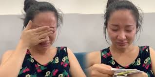 Dương quang, bùi thanh liêm. Vá»£ Le DÆ°Æ¡ng Báº£o Lam Khoc SÆ°ng Cáº£ Máº¯t Vi Bá»‹ Náº«ng Máº¥t Ä'Æ¡n Hang