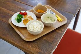 離乳食と幼児食の違いって？幼児食の味付けと調理法 : 保育園で働いていた管理栄養士藤原朋未がお届けする「ママ楽ごはん」