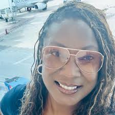 On cross-examination, Zuzzie Savitz admitted she was not speaking with her  mother, Penny McGee, before her father's death. https://trib.al/31oUj8W