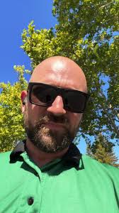 #localtrucker #brokedown #freightliner #freightlinercascadia #ltltiktok  #ltltrucker #odfl #olddominionfreightline #paidbythehour #truckerlife  #truckersoftiktok