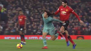 The best gifs are on giphy. Marouane Fellaini Pulls Matteo Guendouzi S Hair