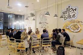 Mencari cafe di gresik jawa timur yang buka pagi? Mbledeq Cafe Gresikcaferesto Instagram Posts Photos And Videos Picuki Com For Residents Of The Gold Coast Bumbles Is Vincenza Zollner