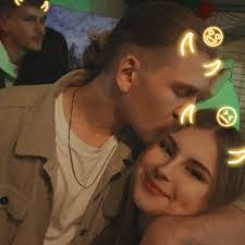 Cassandra Worrell's Instagram, Twitter & Facebook