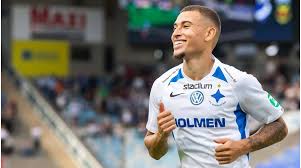 Sweden coach janne andersson named henrik larsson's son jordan in his squad for euro 2020 on tuesday, with veteran striker zlatan ibrahimovic ruled out of the tournament with a knee injury. Spartak Moskau Holt Jordan Larsson Sohn Von Sturmerlegende Kostet 4 Mio Euro Transfermarkt