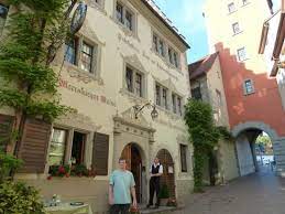 There are 20 hotels and other accommodations in meersburg city center to visitors can enjoy german food at hotel baren restaurant nearby. Outside Of Hotel Baeren Meersburg Picture Of Gasthof Zum Baren Meersburg Bodensee Tripadvisor