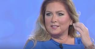 Il romanzo di romina power scritto in forma di diario dedicato a sua madre, linda christian. Romina Power The Man She Loves Is Not Al Bano Curler Ruetir