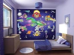 خلفيات زرقاء 49 صوره طلاء عادي للجدران باللونين الأبيض والداكن مع الذهب للجدران والورود الحمراء في الداخل