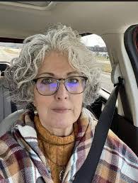 Donna Alfieri's Instagram, Twitter & Facebook