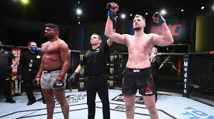 Photo by chris unger/zuffa llc during the conversation with helwani, talk veered into the realm of pro wrestling. Ufc Fight Night Alexander Volkov Puts Savage Beating On Alistair Overeem Dazn News Spain