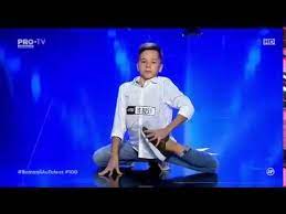 Download romanii au talent 2019 apk 7.5.0z for android. Romanii Au Talent Sezonul 8 Gabriel Vizitiu Youtube