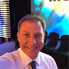 Roya Sadeghi (@Manamrs)