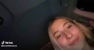 Love seeing those beautiful attractive gorgeous smile