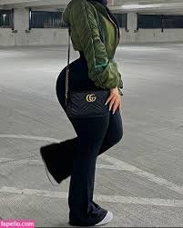 layloolaaaaaa Nude Leaked Photo 9 - Fapello