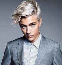 And while it may be difficult to achieve a platinum blonde color if you have dark hair, a skilled stylist can help you wear the look perfectly. How To Dye Your Hair Blonde For Men In 4 Simple Steps Outsons Men S Fashion Tips And Style Guide For 2020