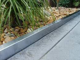 Melville curb is the perfect complement for oversized slabs and pavers. Metal Edging Ideas Garden Landscape Edging Advantages