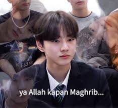 24 gambar cowok islam keren muslim cartoon characters hd image. Tae Kim Kthtan Profile Pinterest