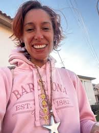 Hi, I'm Sofia, 40 years old and live in Lisbon. Would love to meet like  minded people. Empaths, High sensitive people and seekers of truth. On this  road since I remember myself,