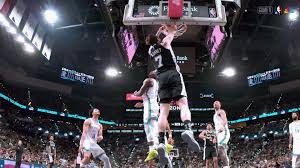 Luke Kornet with the dunk