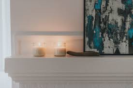 Making your own soy candles is just about as easy as making a salve. How To Make Soy Candles With Essential Oils Decor Hint